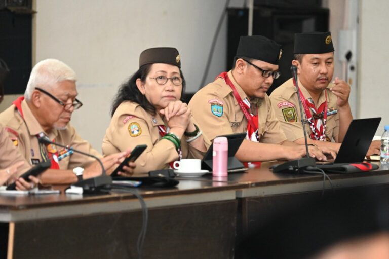 Dapat Materi Tentang Menulis Sejarah itu Sesuatu