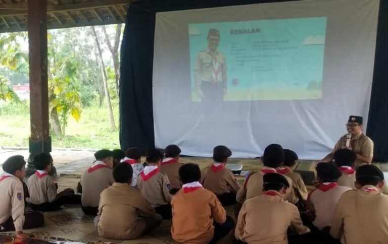 Sapa Anggota Sako Pramuka SIT DIY, Kenalkan Jurnalistik