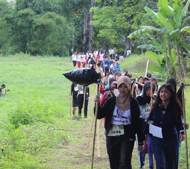 Pentingnya Dokumentasi : Maju Mundur Cakep, Abadikan Momen Fun Walk FPJ 2025