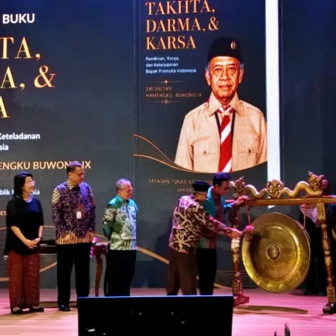 Menjadi Saksi Peluncuran Buku Tahkta, Darma, dan Karsa